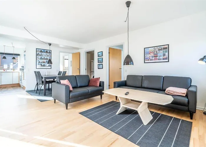 894-hvide-sande-bredgade-1-nr-4 * Hvide Sande